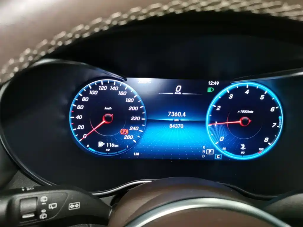 Mercedes-Benz GLC — миниатюра 12