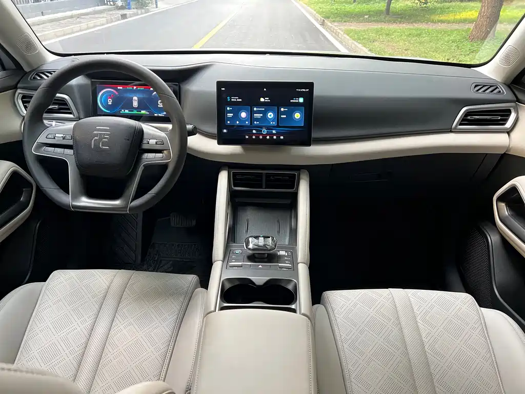 BYD Yuan UP — миниатюра 3