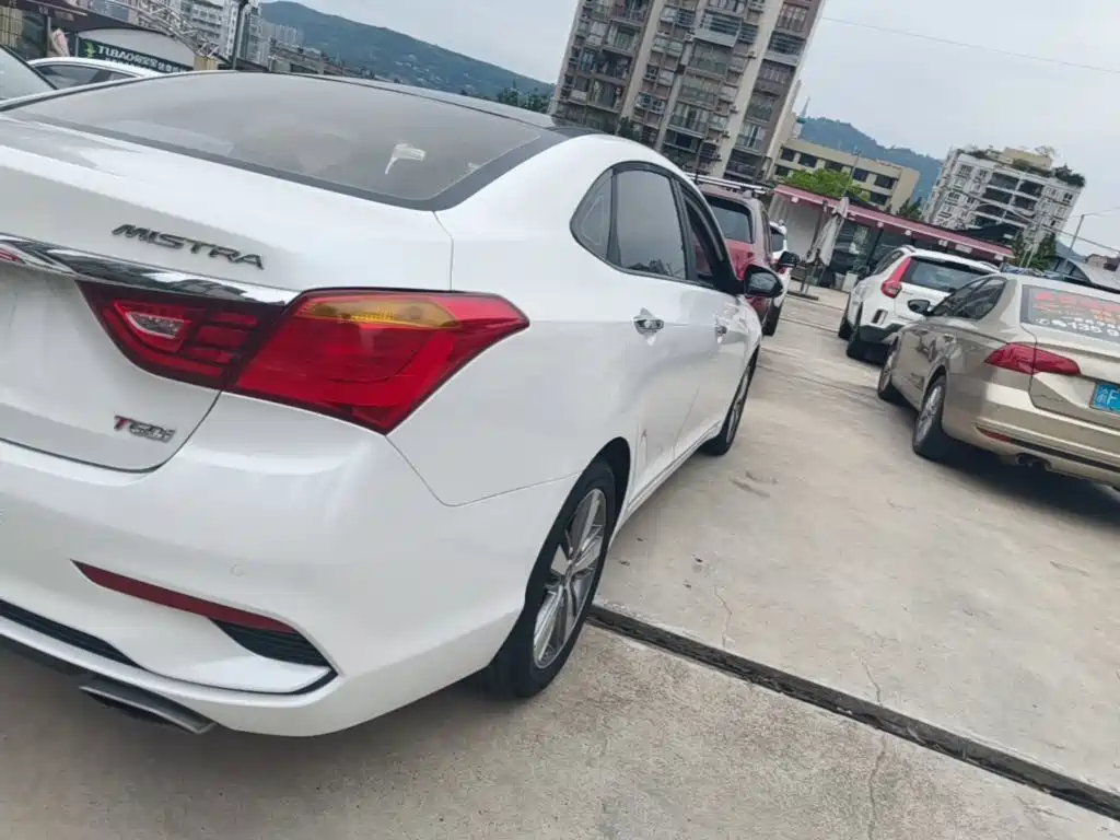 Hyundai Mistra — миниатюра 8