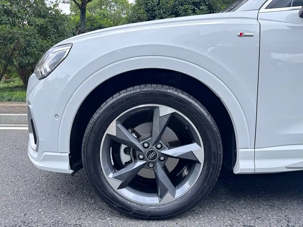 Audi Q3 — миниатюра 7
