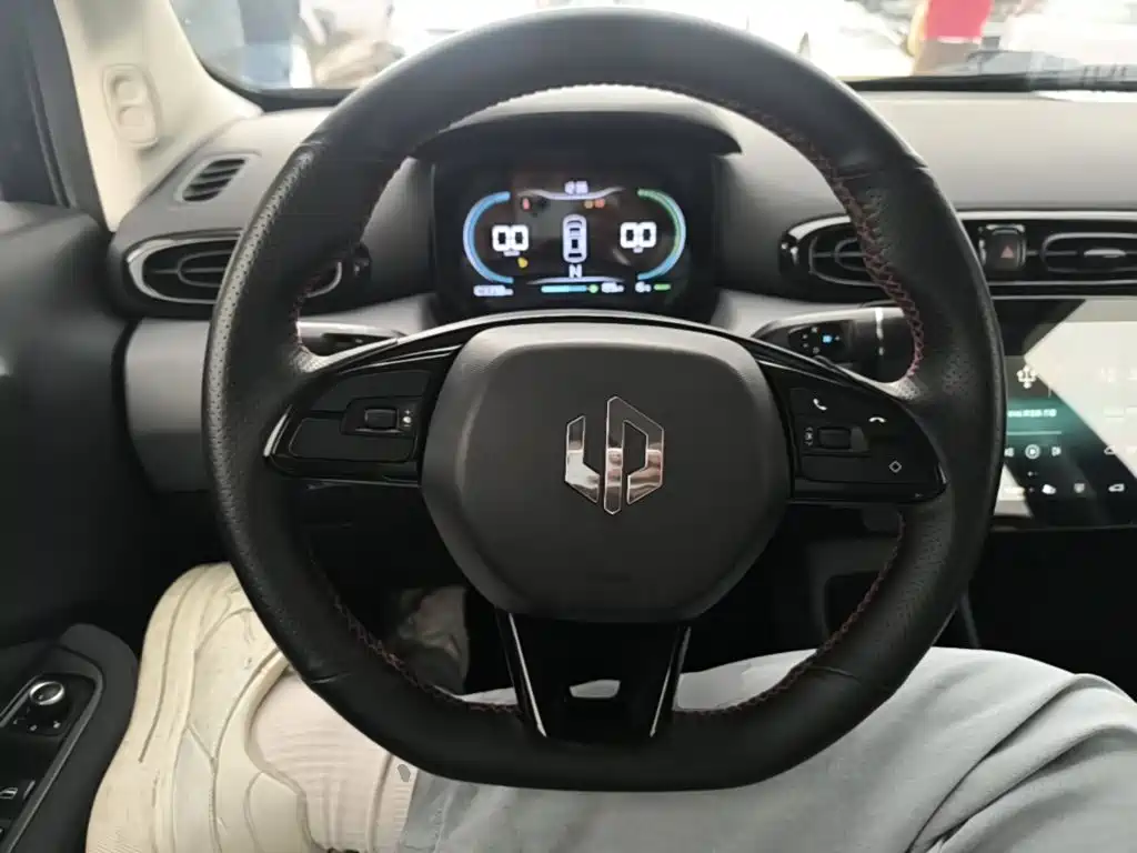 Leapmotor Leapmotor T03 — миниатюра 11