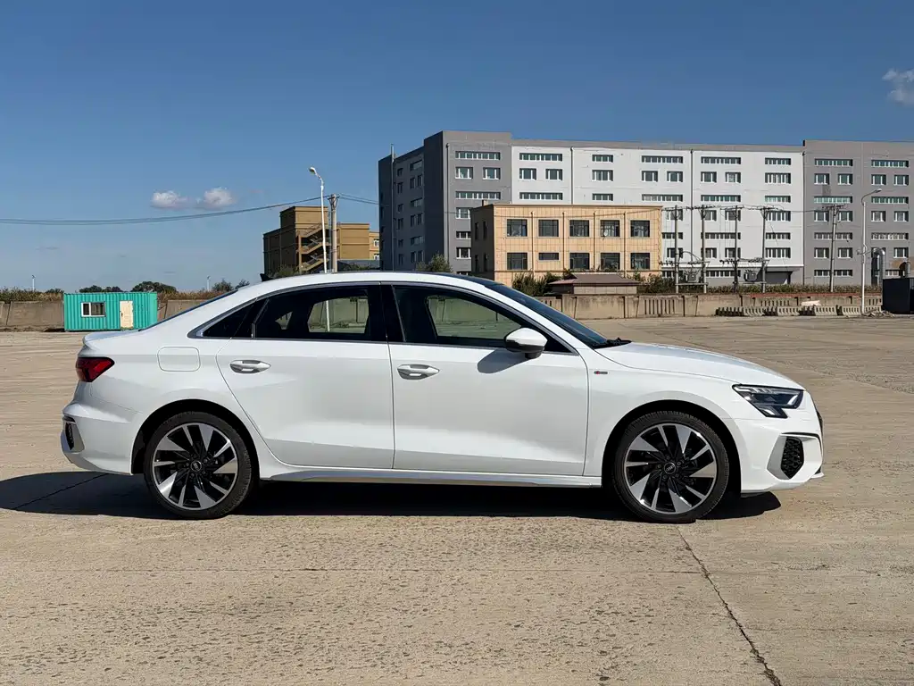 Audi A3 — миниатюра 4