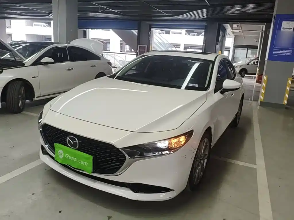 Mazda 3 Axela — миниатюра 2