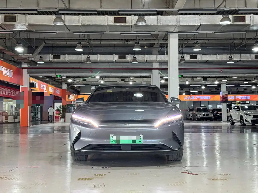 BYD Han — миниатюра 2