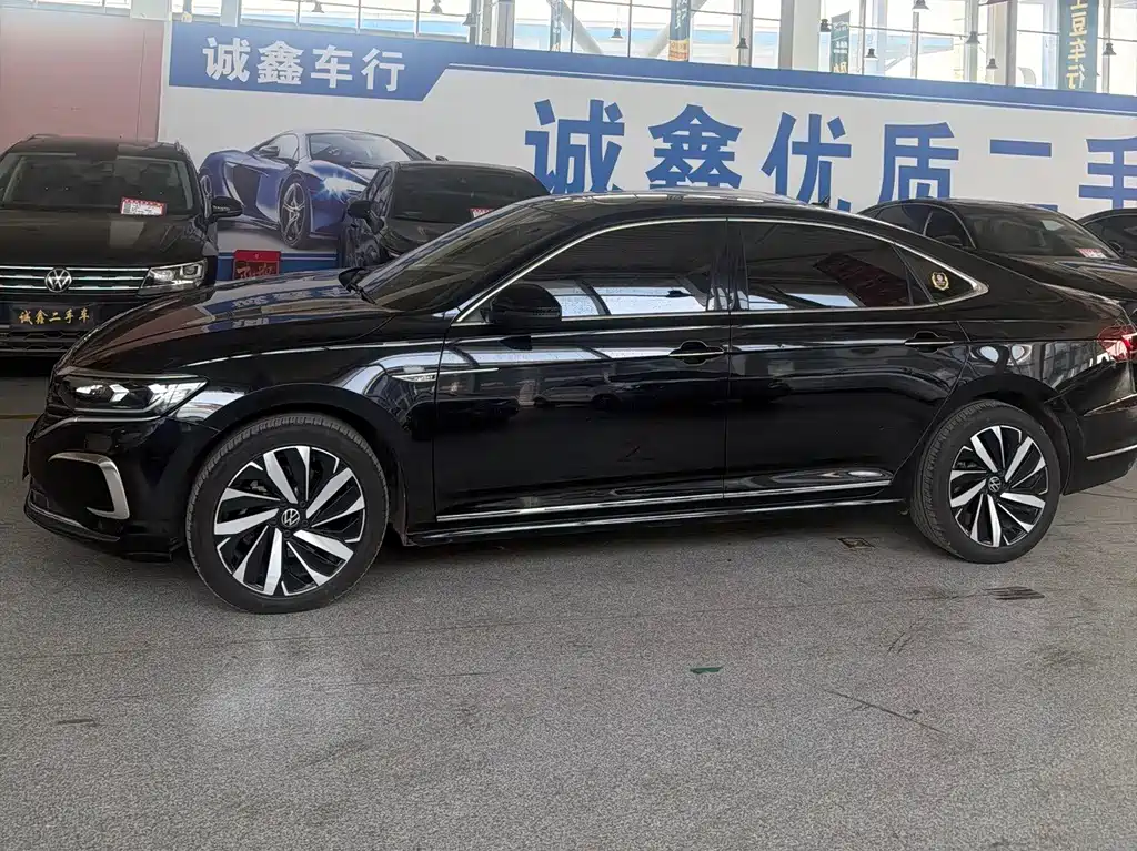 Volkswagen Passat — миниатюра 3