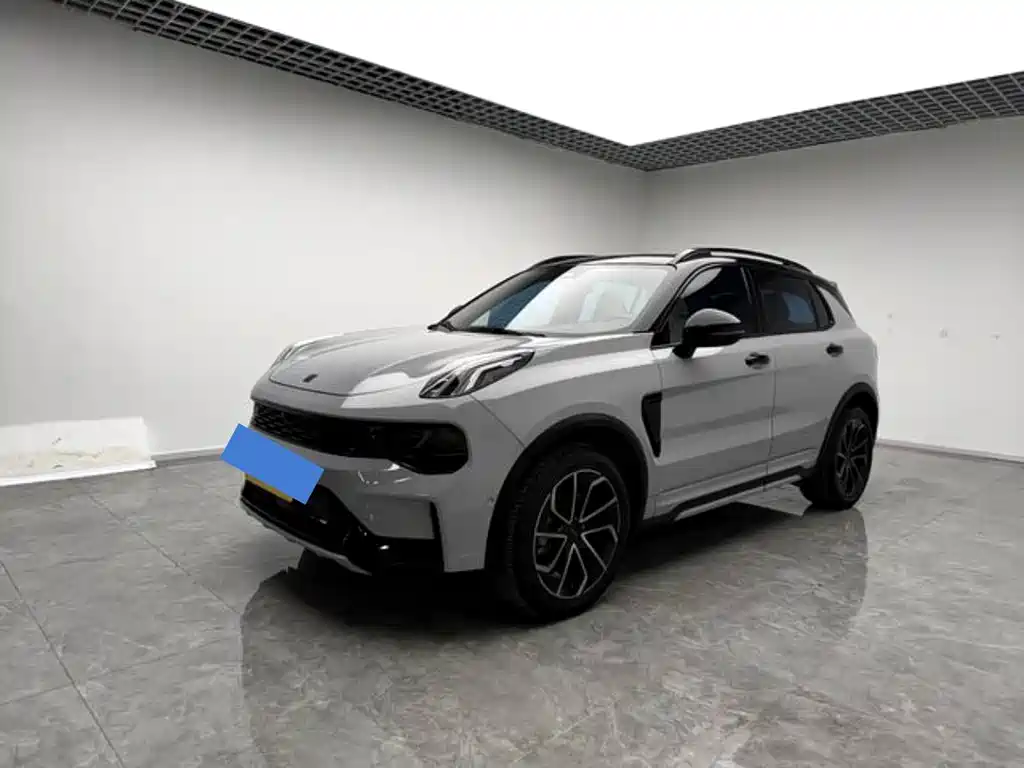 Lynk & Co 01 2022