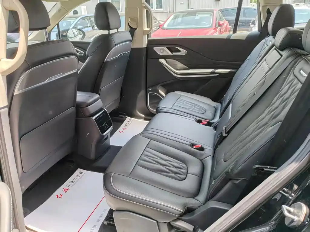Hongqi Hongqi HS7 PHEV — миниатюра 6