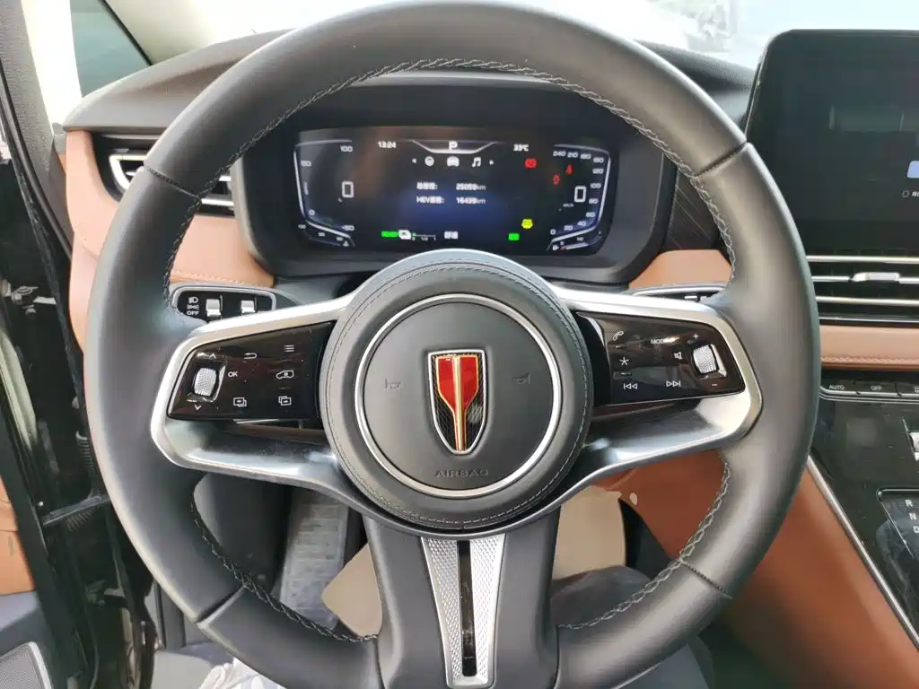 Hongqi Hongqi HQ9 PHEV — миниатюра 7