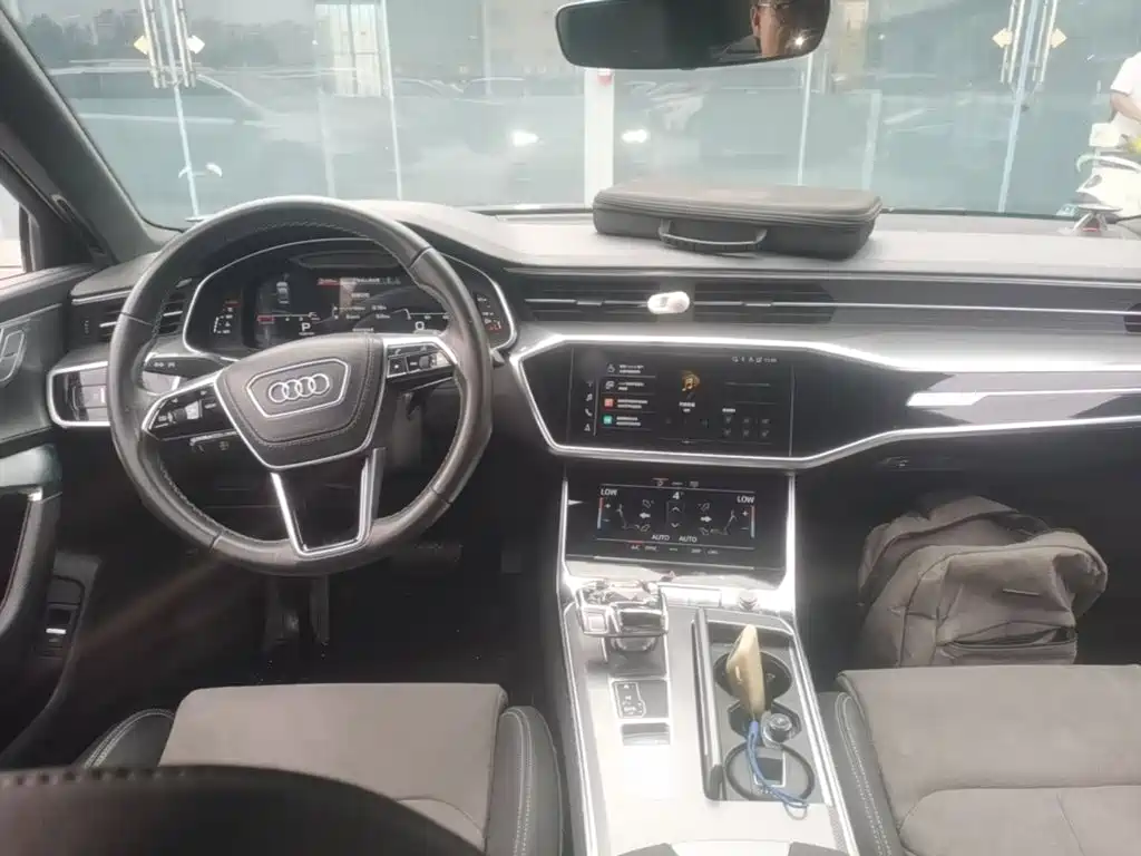 Audi A6L — миниатюра 10