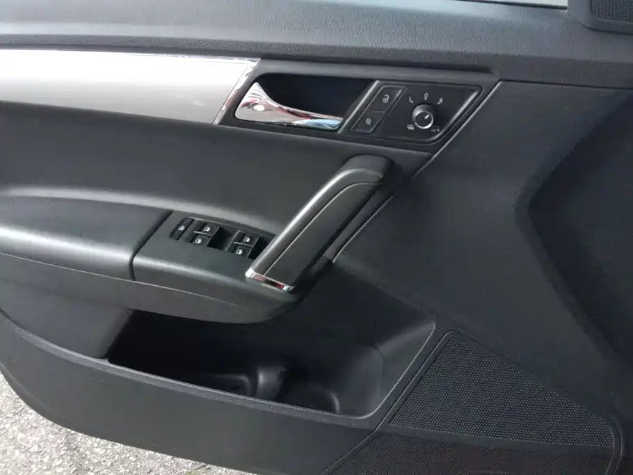 Volkswagen Gran Lavida — миниатюра 7