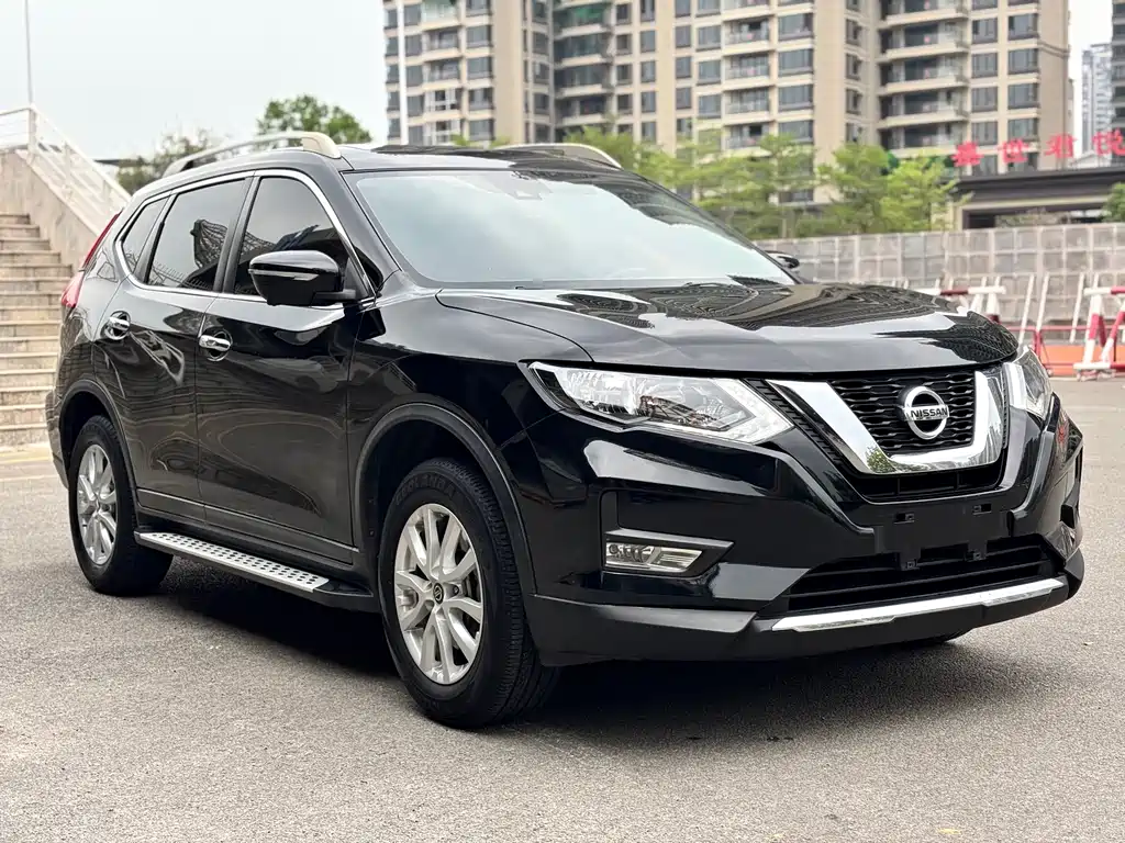 Nissan X-Trail 2019 2.0L CVT мест Comfort 2WD