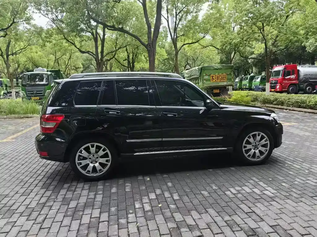 Mercedes-Benz GLK-Class — миниатюра 2