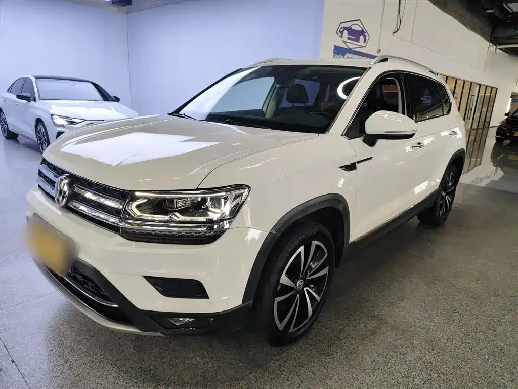 Volkswagen Tharu - фото 2