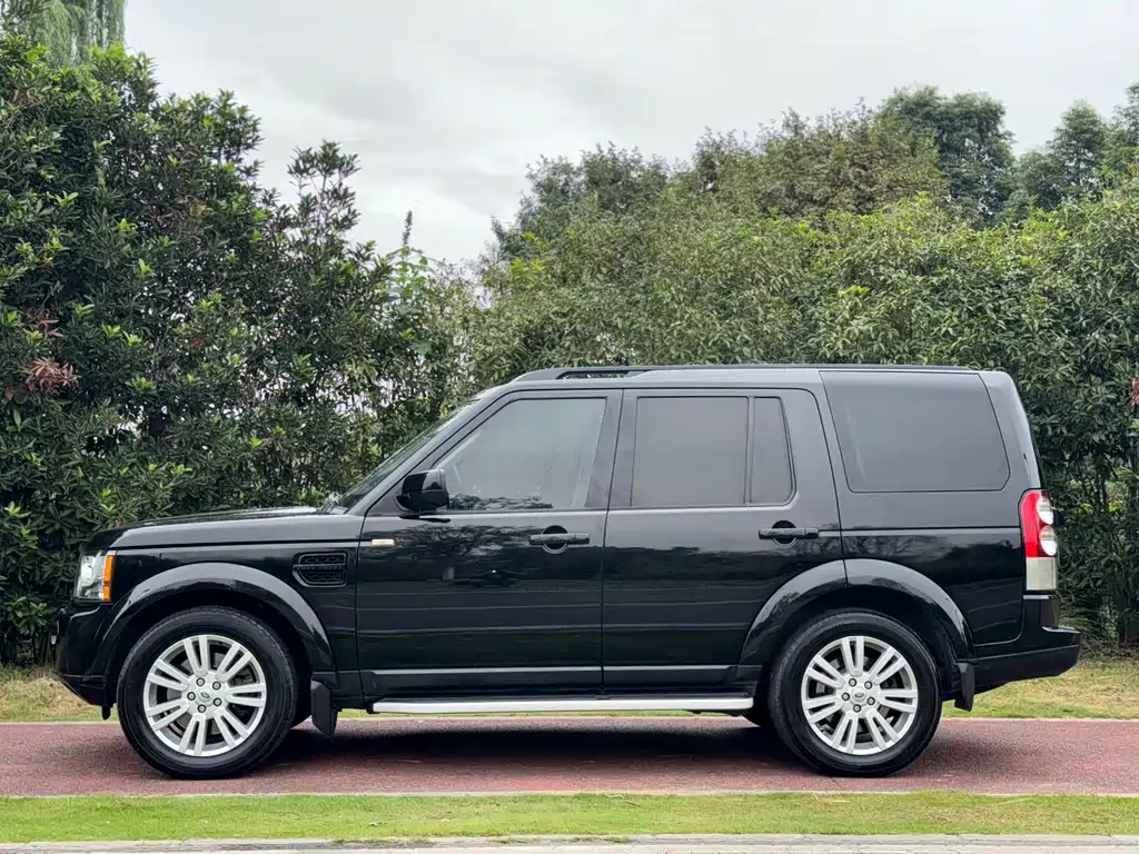 Land Rover Discovery — миниатюра 3
