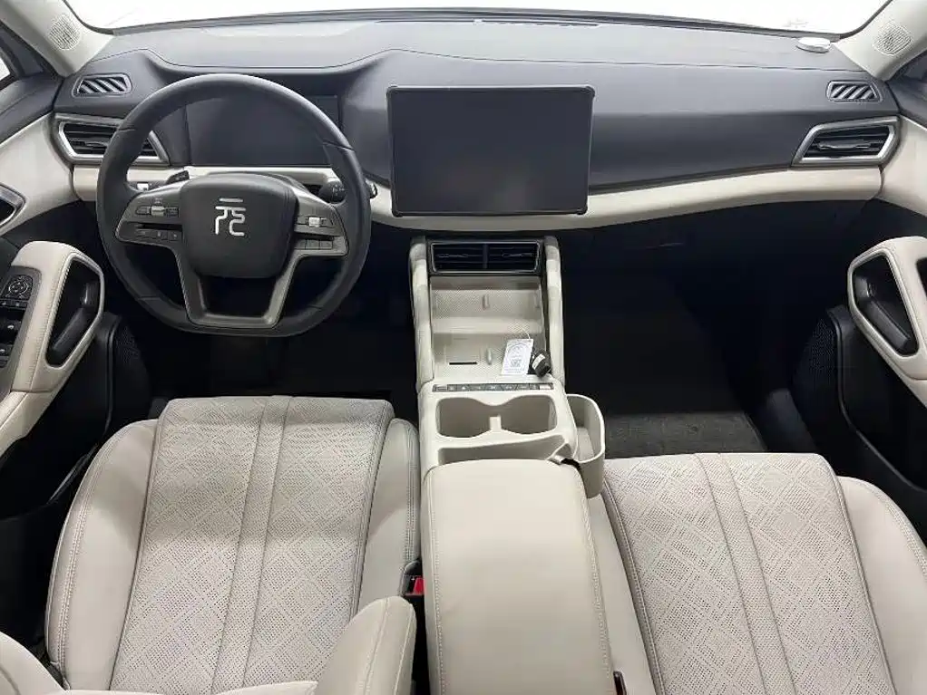 BYD Yuan UP — миниатюра 15