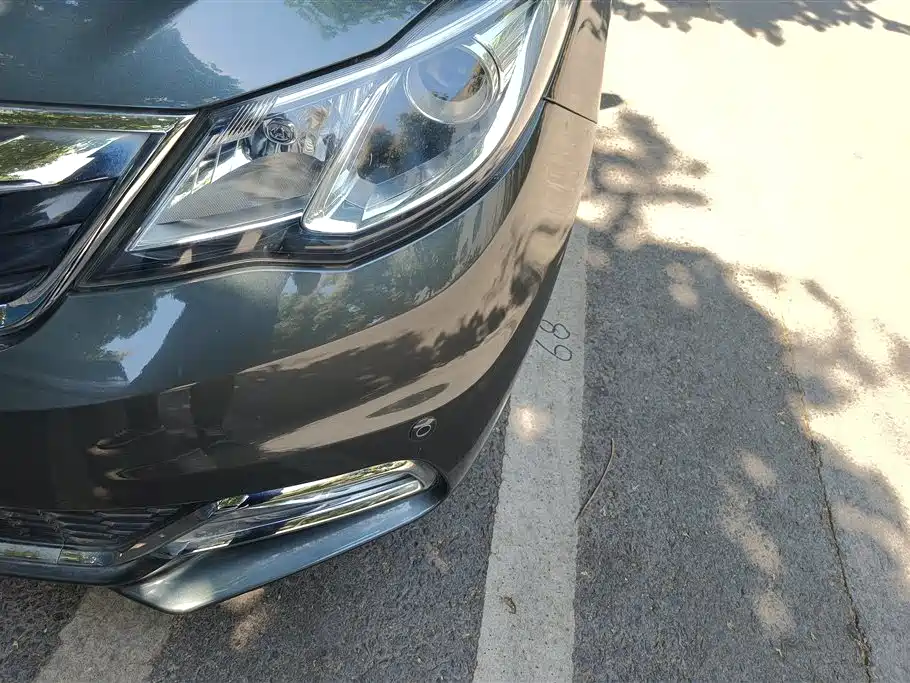 Changan Oshan A600 A600 2016 1.5L MT Luxury 7 мест