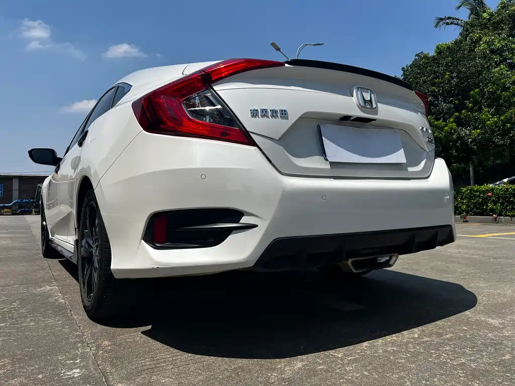 Honda Civic — миниатюра 17