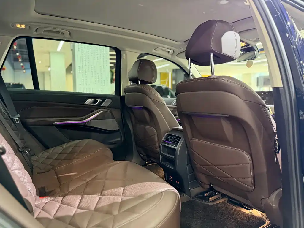 BMW X5 — миниатюра 12