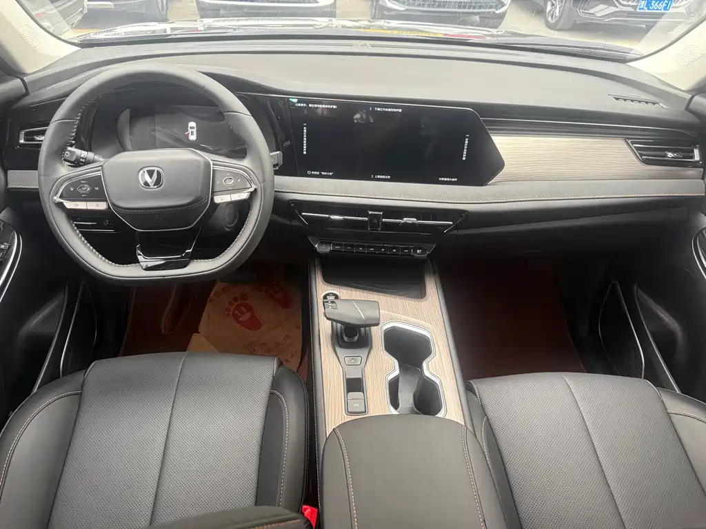 Changan X7 Plus 2024 1.5T AT Luxury 7 мест