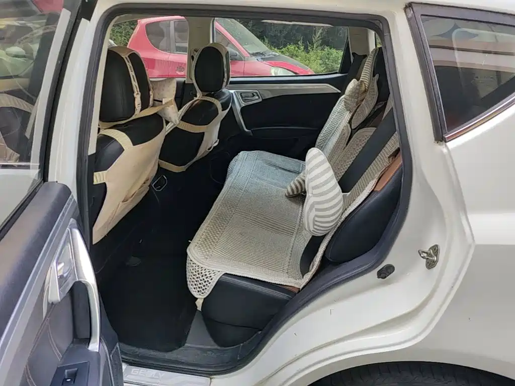 Geely Vision X6 — миниатюра 13