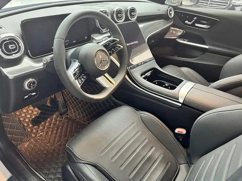 Mercedes-Benz C-Class — миниатюра 4