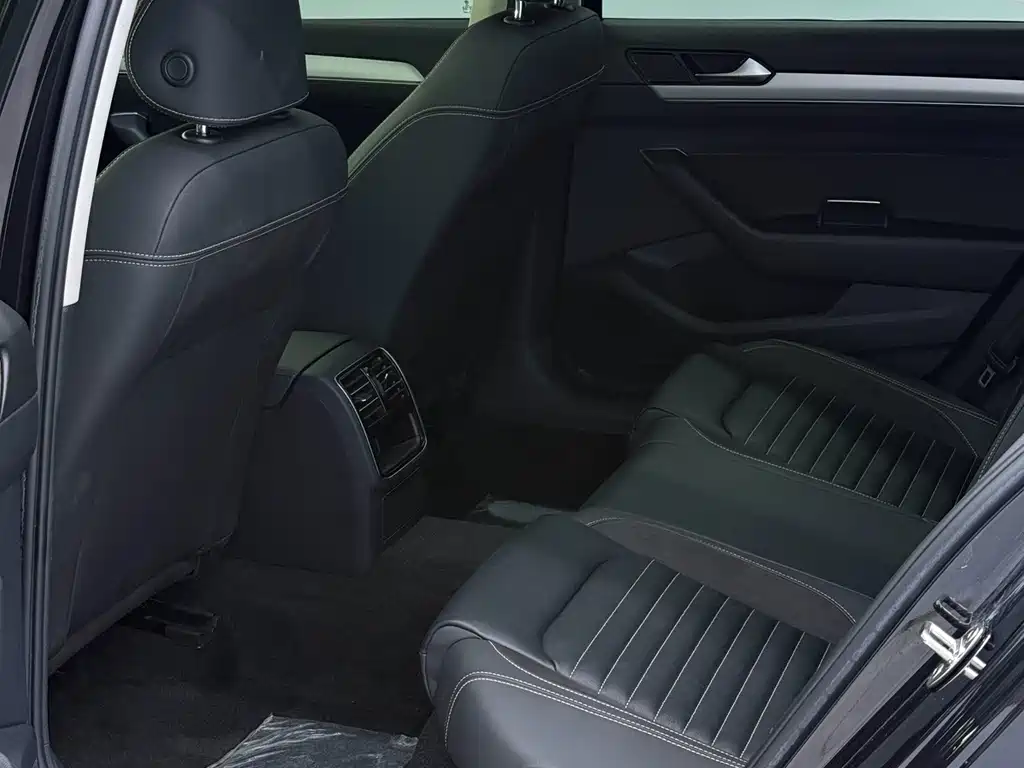Volkswagen Magotan — миниатюра 14