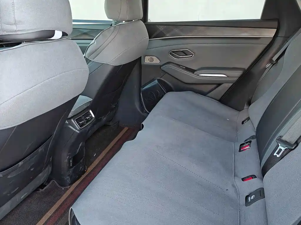 BYD Qin L — миниатюра 8