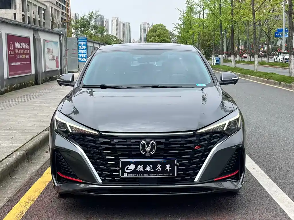 Changan Eado 2022 PLUS NE 1.4T GDI DCT Luxury