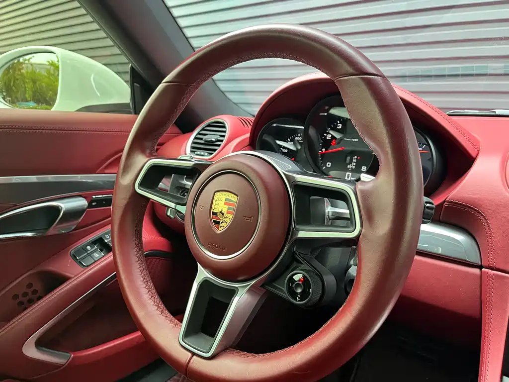 Porsche 718 2022 Boxster 2.0T