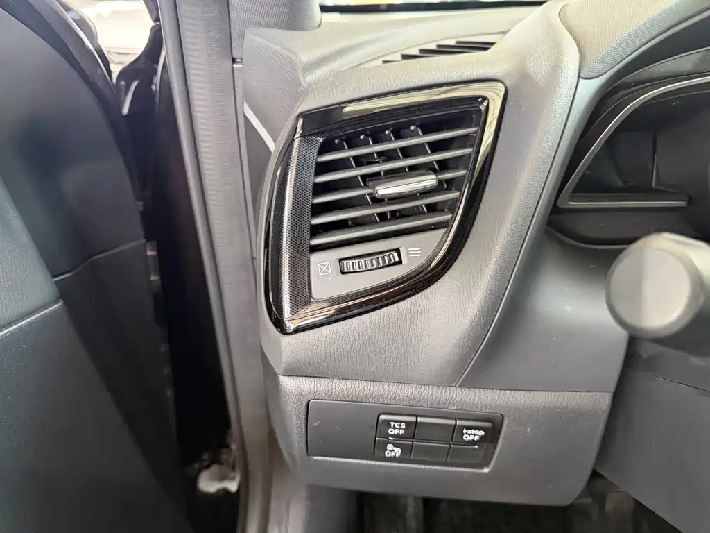 Mazda CX-4 — миниатюра 13