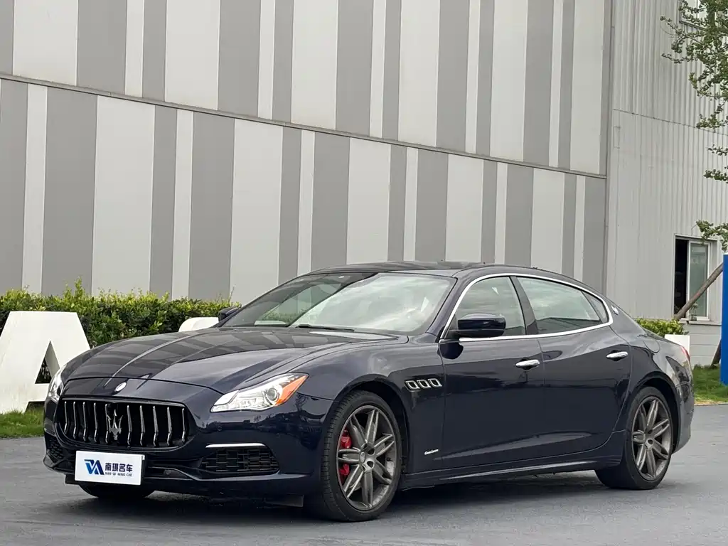 Купить Maserati Quattroporte