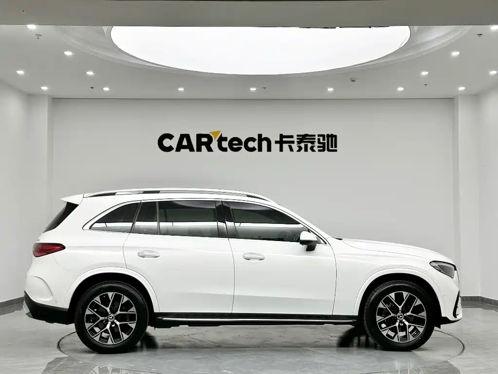 Mercedes-Benz GLC 2024 GLC 260 L 4MATIC Luxury 5 мест