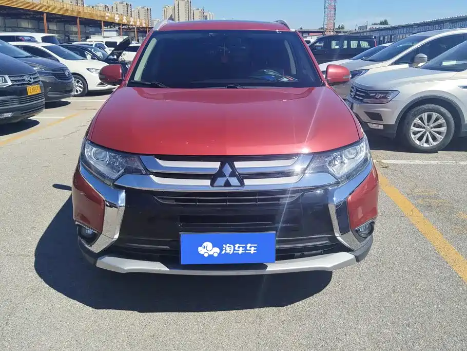 Mitsubishi Outlander — миниатюра 2