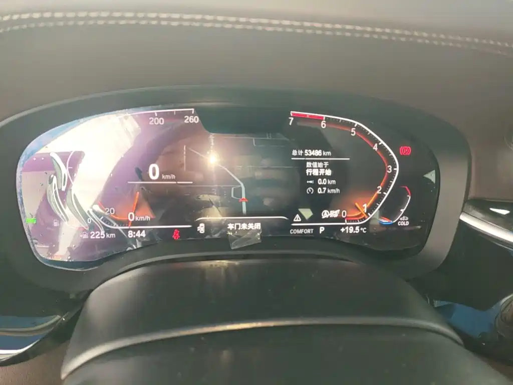 BMW 5 Series — миниатюра 12