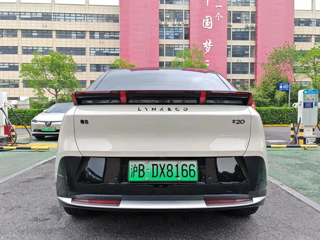 Lynk & Co Z20 — миниатюра 6
