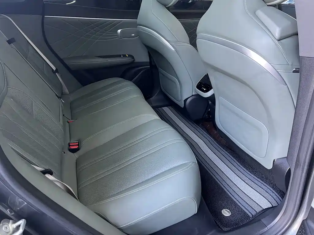 Changan Deepal DARK BLUE S07