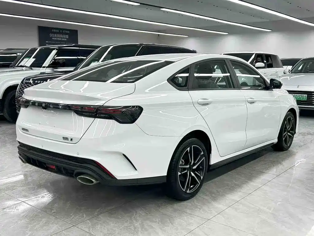 Geely Binrui — миниатюра 6