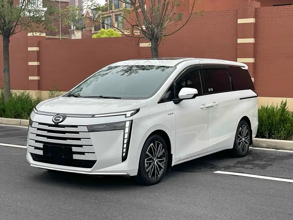 GAC TRUMPCHI E8 NEW ENERGY