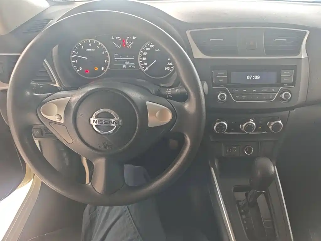 Nissan Sylphy — миниатюра 10
