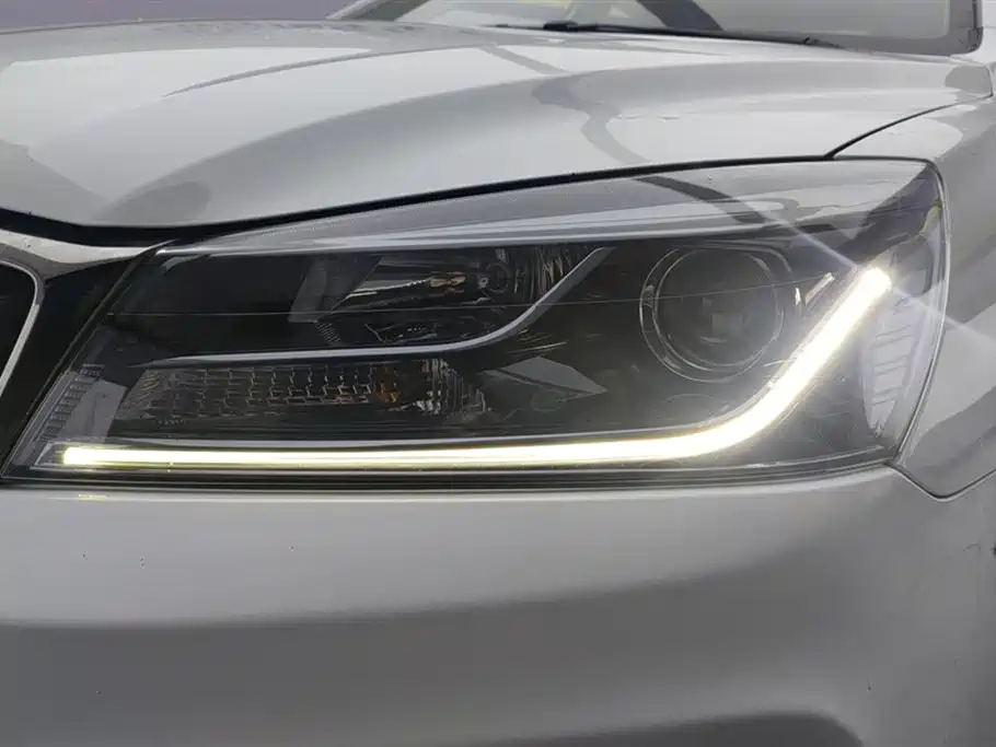 GEELY AUTOMOBILE EMGRAND