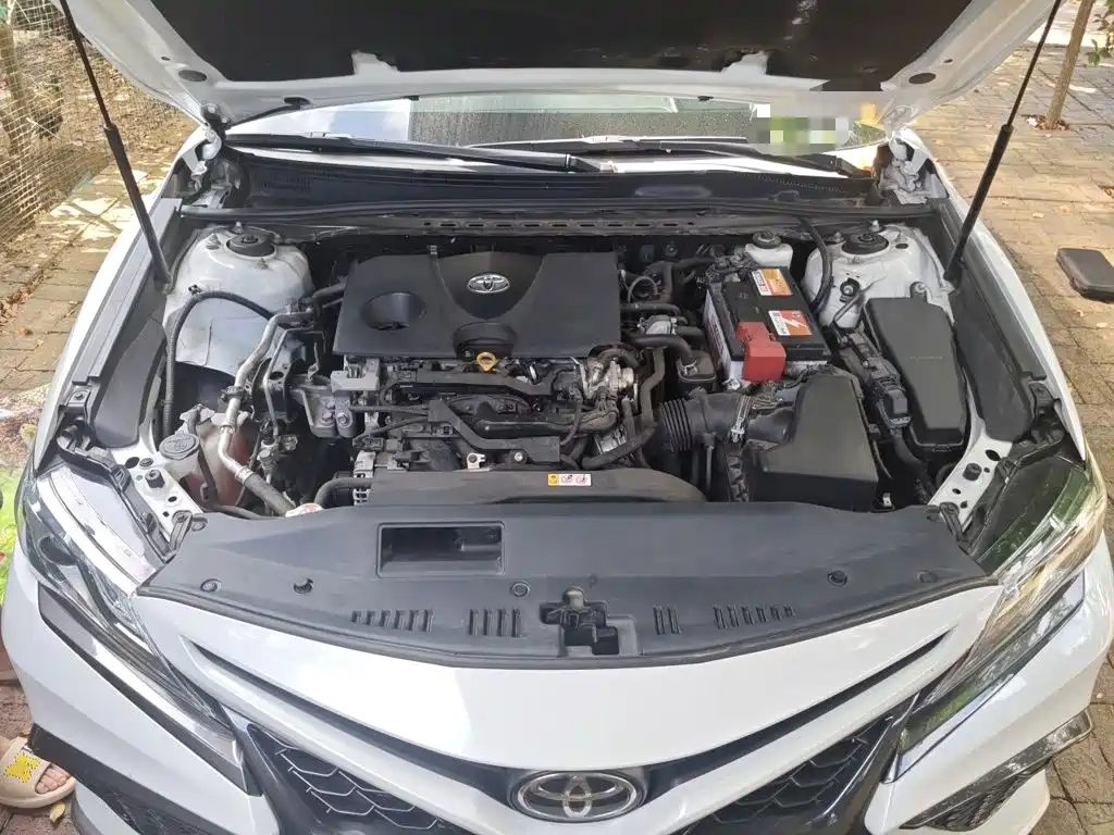 Toyota Camry — миниатюра 11