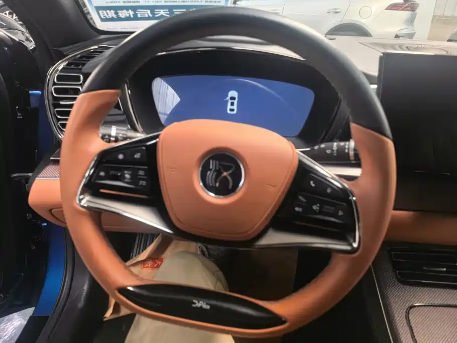 BYD Han — миниатюра 15
