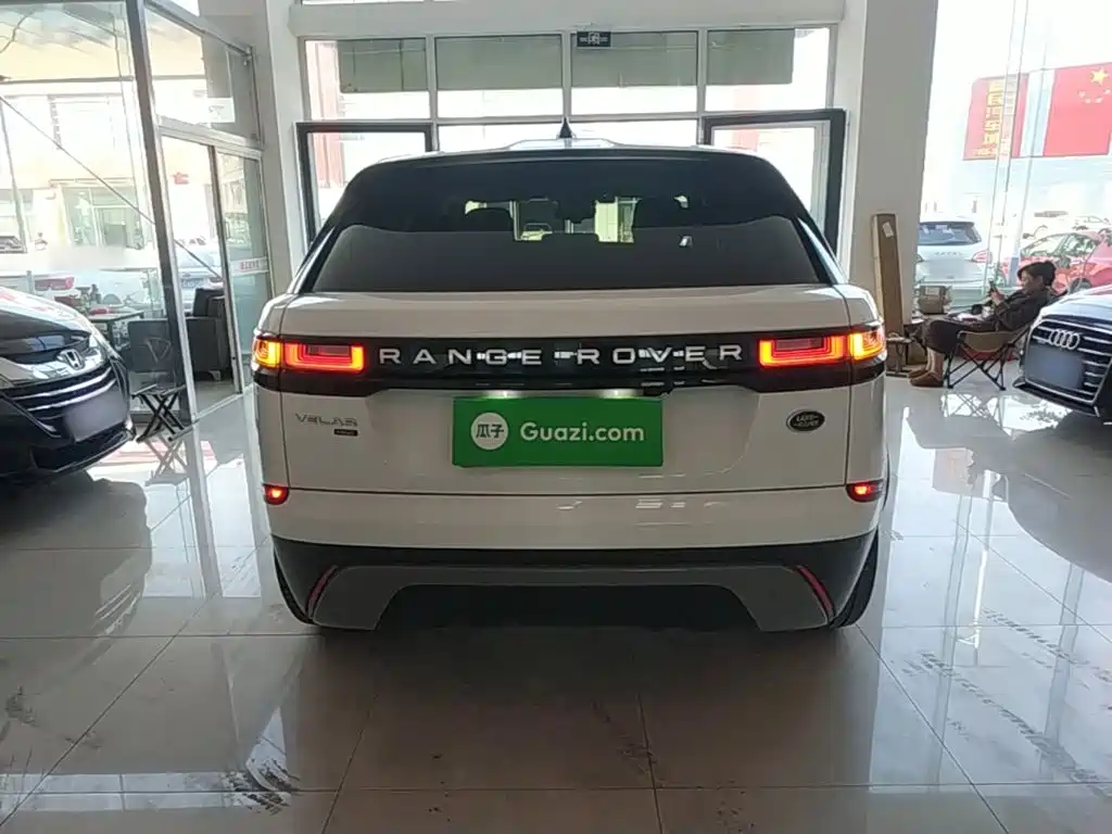 Land Rover Velar — миниатюра 6
