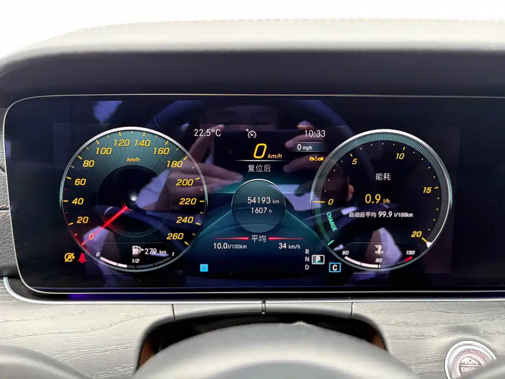 MERCEDES-BENZ E CLASS