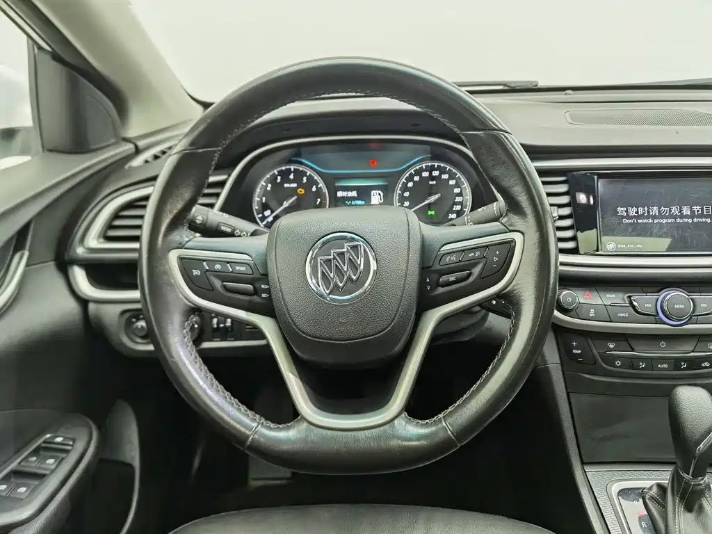 Buick Excelle — миниатюра 11