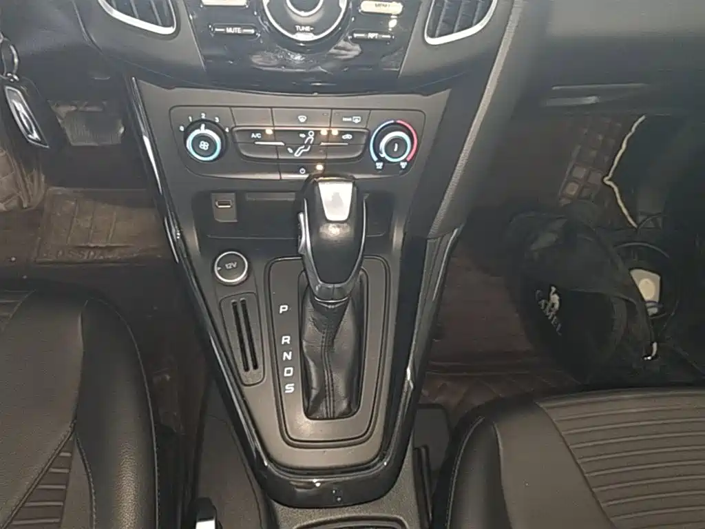 Ford Focus — миниатюра 14