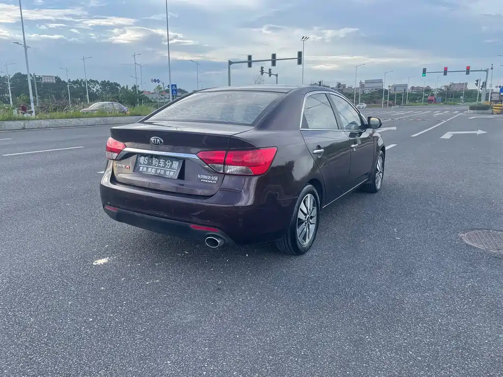 Kia Forte — миниатюра 13