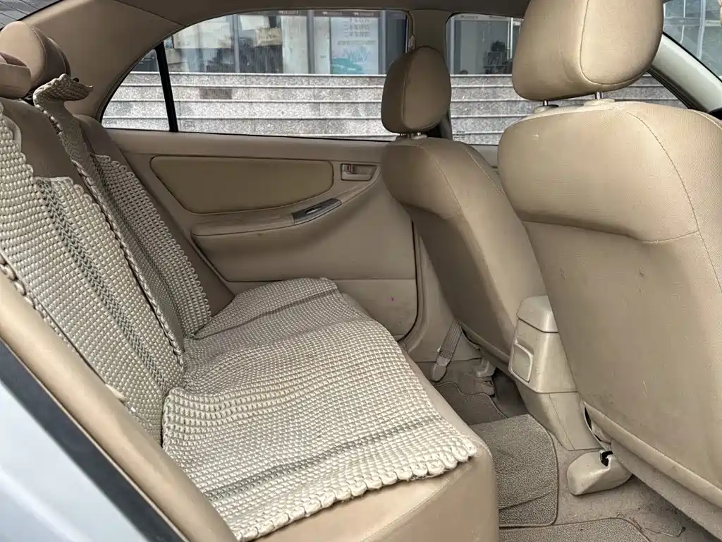 Toyota Corolla — миниатюра 10