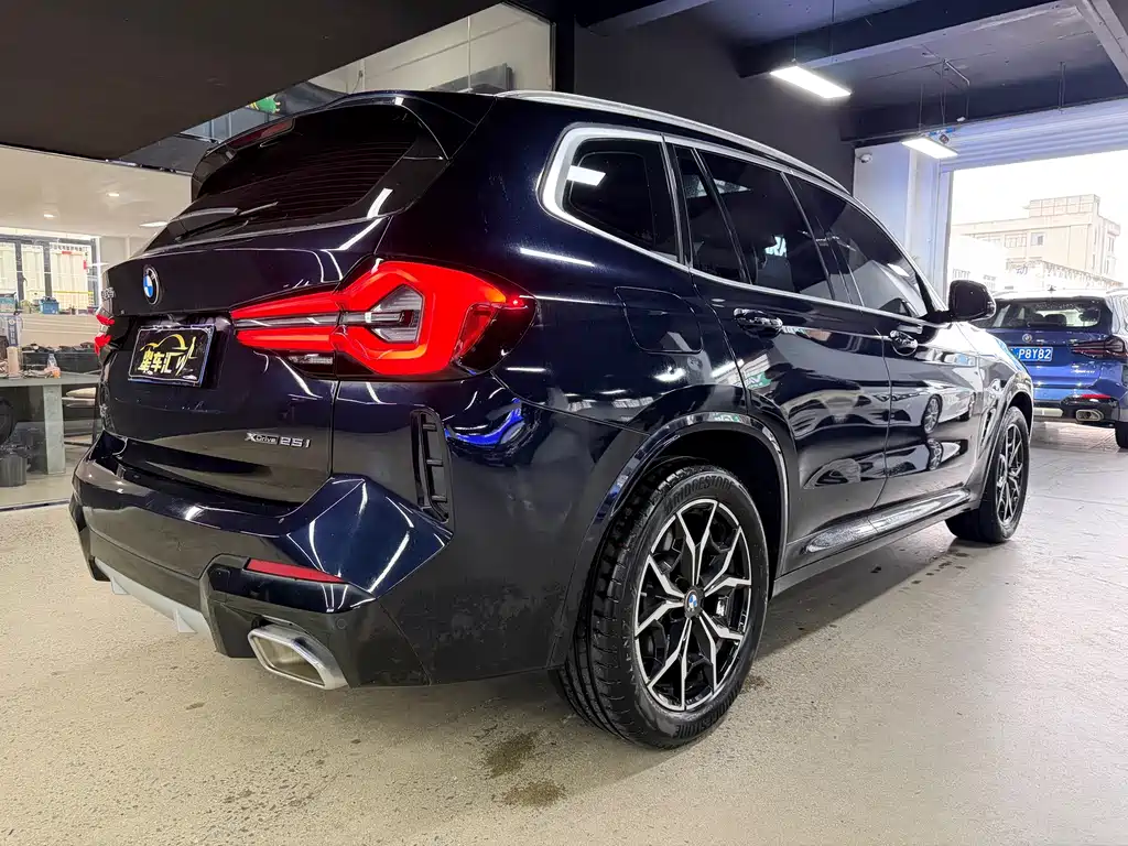 BMW X3 — миниатюра 13