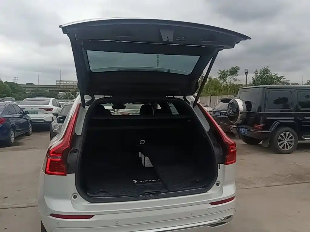 Volvo XC60 — миниатюра 19